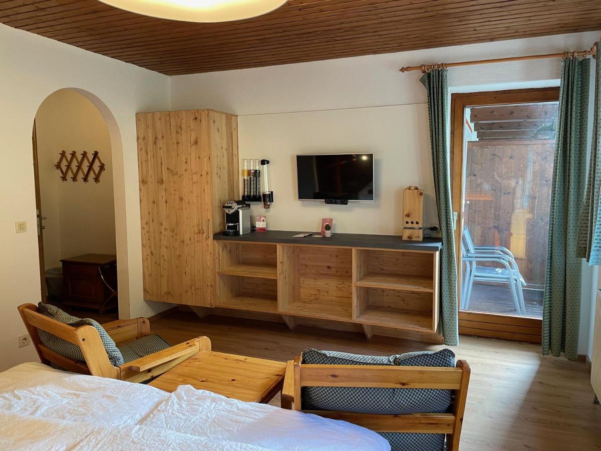 Apartpension Barenwirt Leutasch Eksteriør bilde